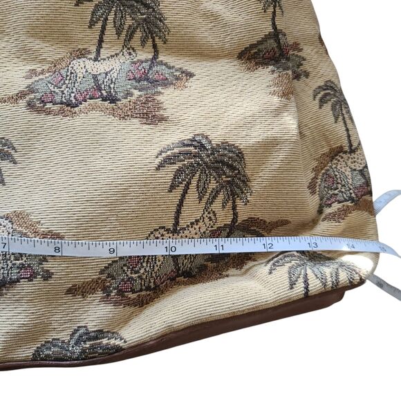 90s Vtg Bueno Large Tan Tapestry Cheetah Tree Animal Shoulder Bag w/ Coin Purse - Picture 8 of 10